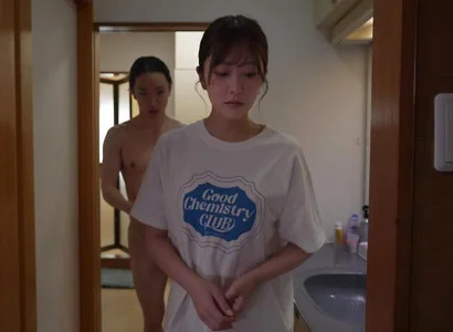 Cô nàng địt nhau với HLV bóng đá của con
